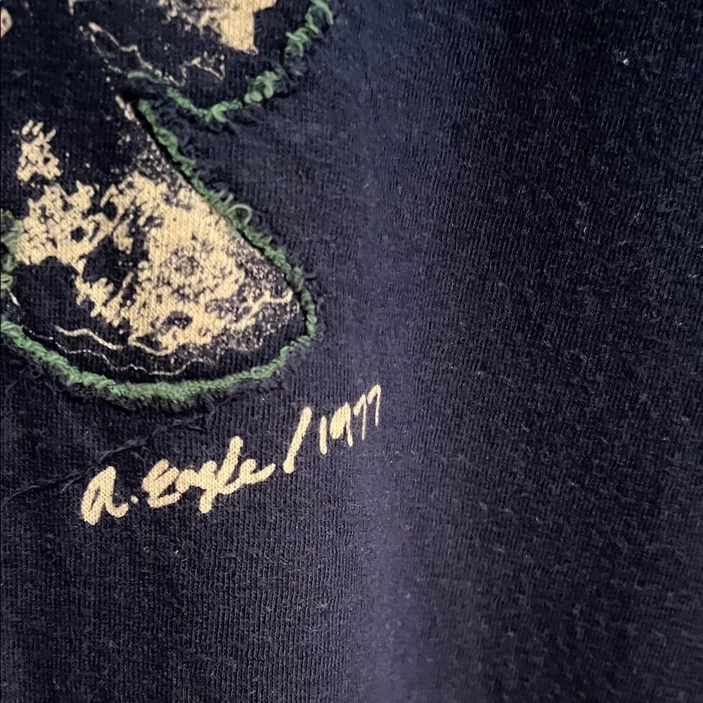 American Eagle Men’s Long Sleeved Graphic  1977 Shirt in Dark Blue Sz XXL